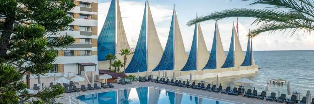 Entdecken Sie den Charme des Adin Hotels Alanya mit Frühbucherangeboten für 2024!