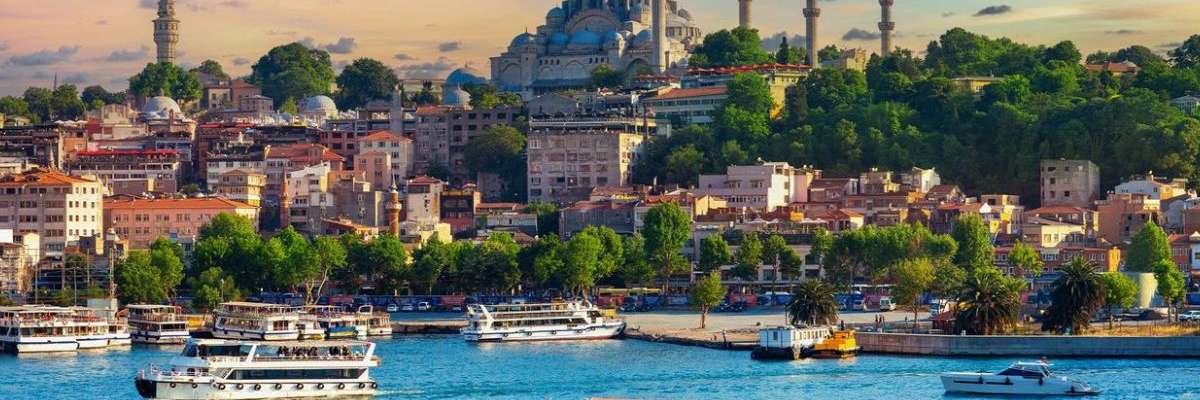 İstanbul'da Müslüman Dostu Tatil: İslami Oteller, Tarihi Yerler ve Ulaşım İmkanları