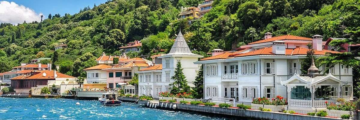 Istanbul: Blend of History, Culture, and Modernity