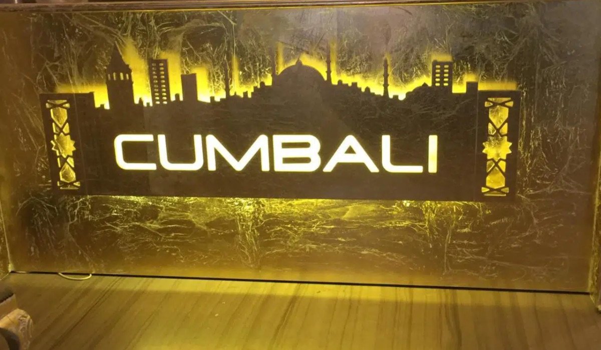 Cumbali Plaza 8