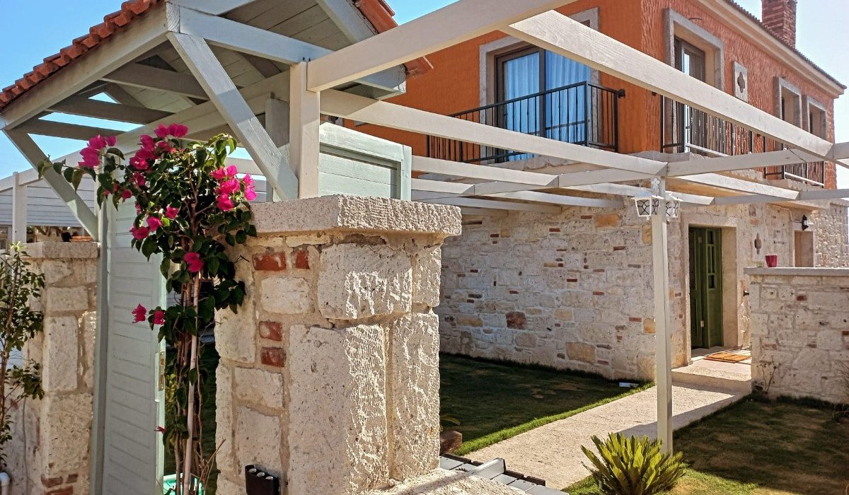 Elia Hotel
