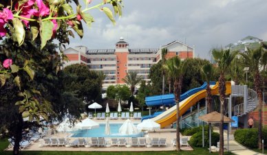 Insula Resort Amp Spa Hotel