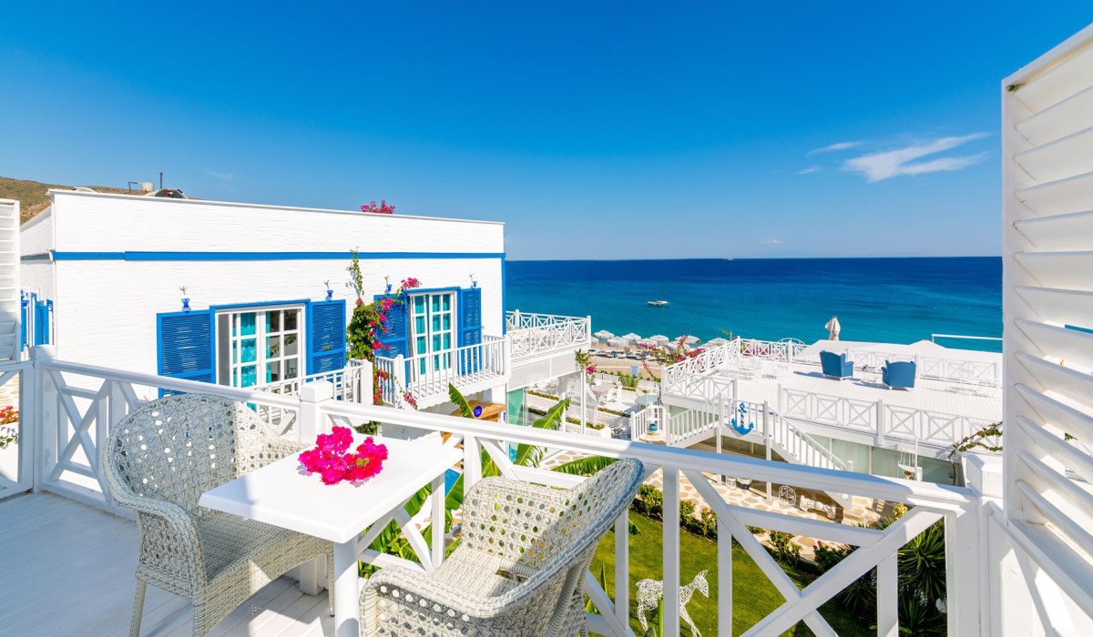 Mavi Beyaz Otel