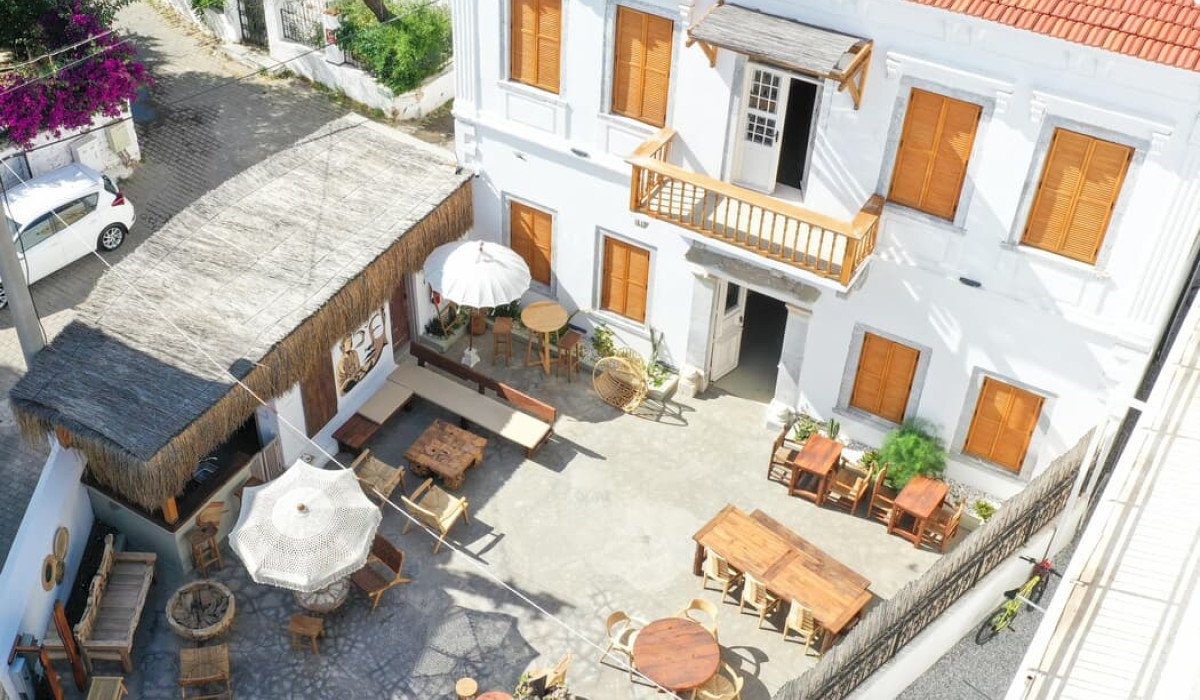 Notarius Otel 2