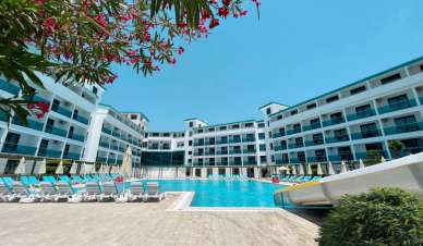 Rizom Beach Hotel Kumluca 2