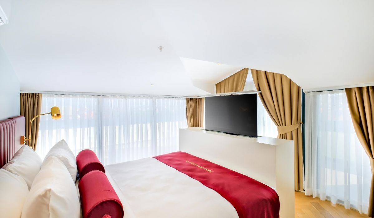 Loft Room