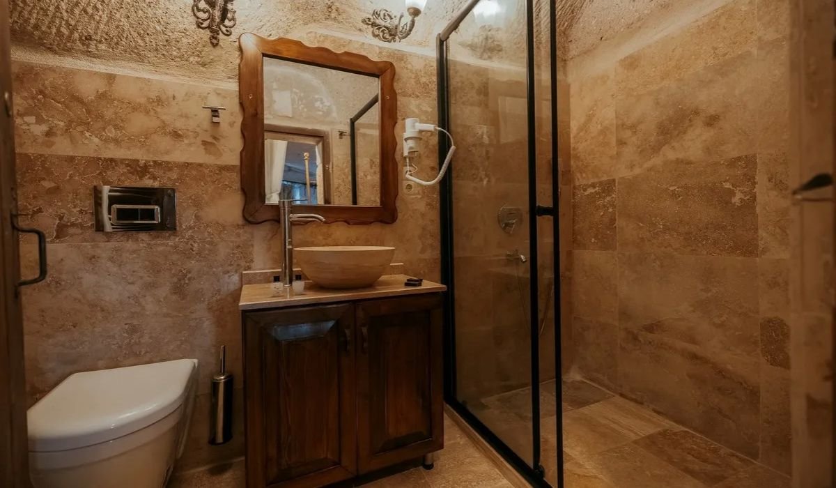 DELUXE TWIN ROOM(iki yataklı)-(balkonlu-balcony)
