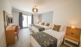 4 Person Room