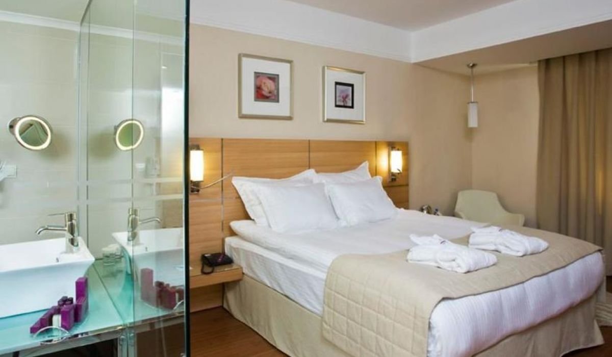 Room 6