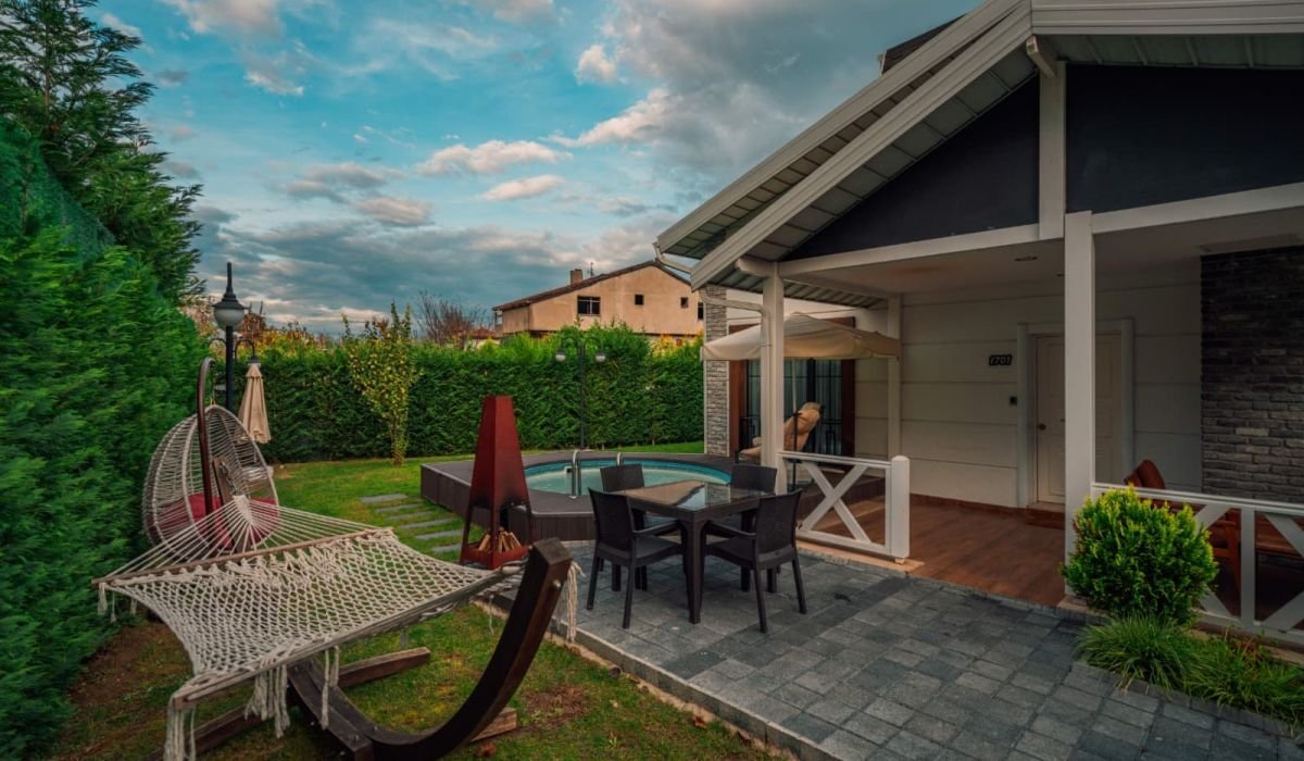 3+1 Villa Aile Suite Bahçe Havuz