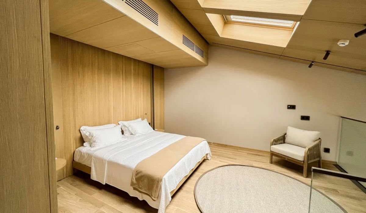 Loft Suit - Garden View