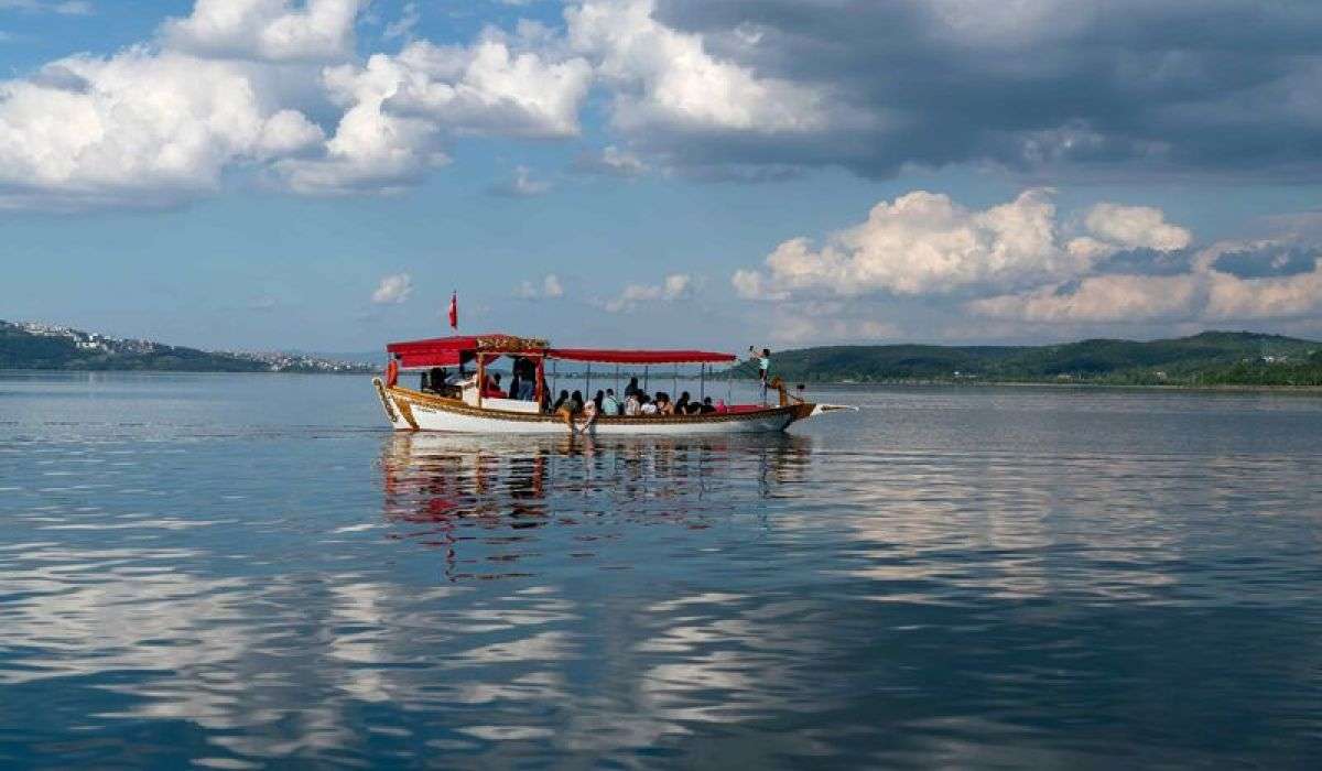 Istanbul Sapanca Boat Tour 2